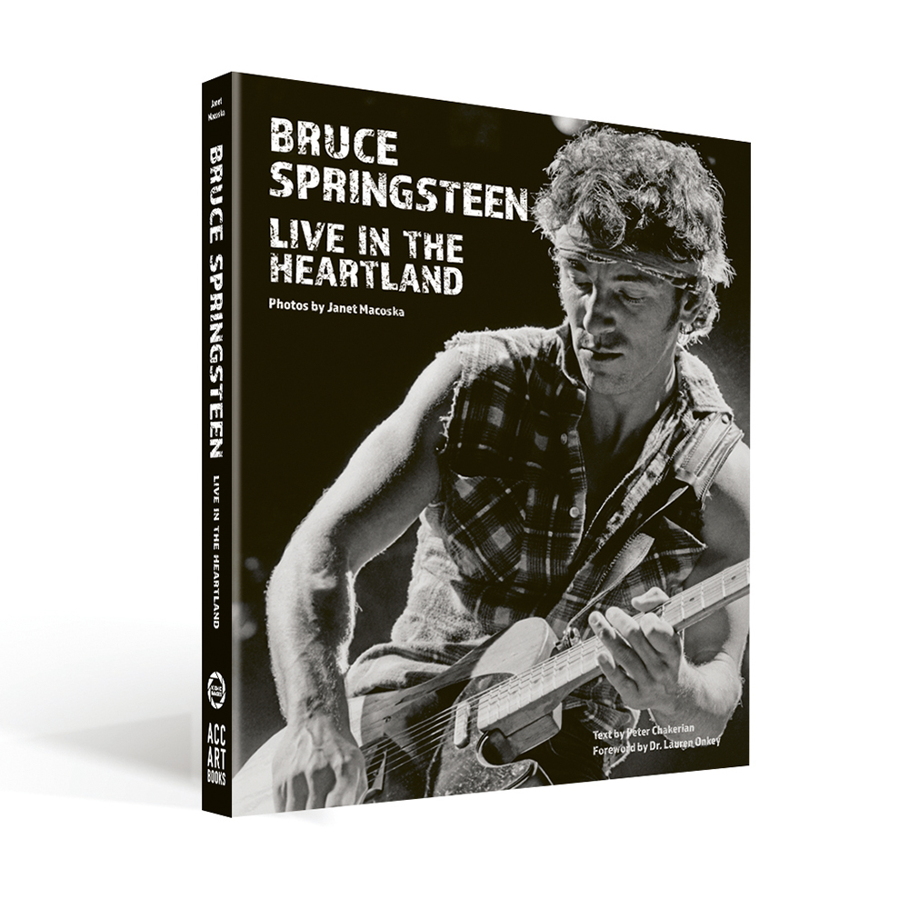 BRUCE SPRINGSTEEN LIVE IN THE HEARTLAND by Macoska Iconic Images