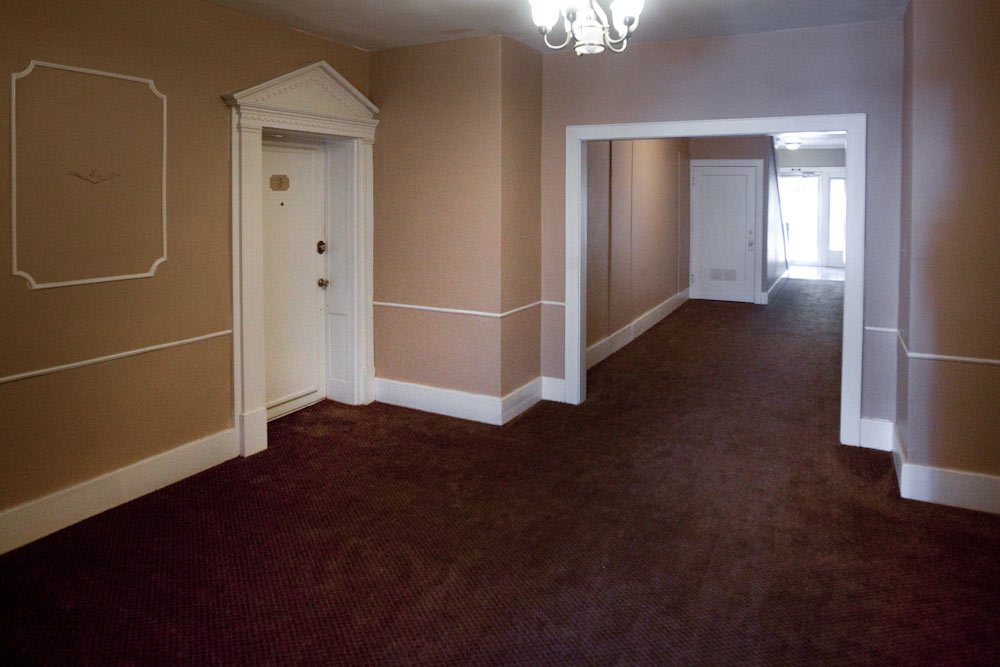 Douglas Street Apartments ICT Apts.