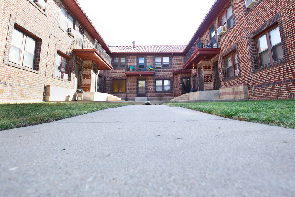 sleepy hollow apartments wichita ks Maryrose Sallee