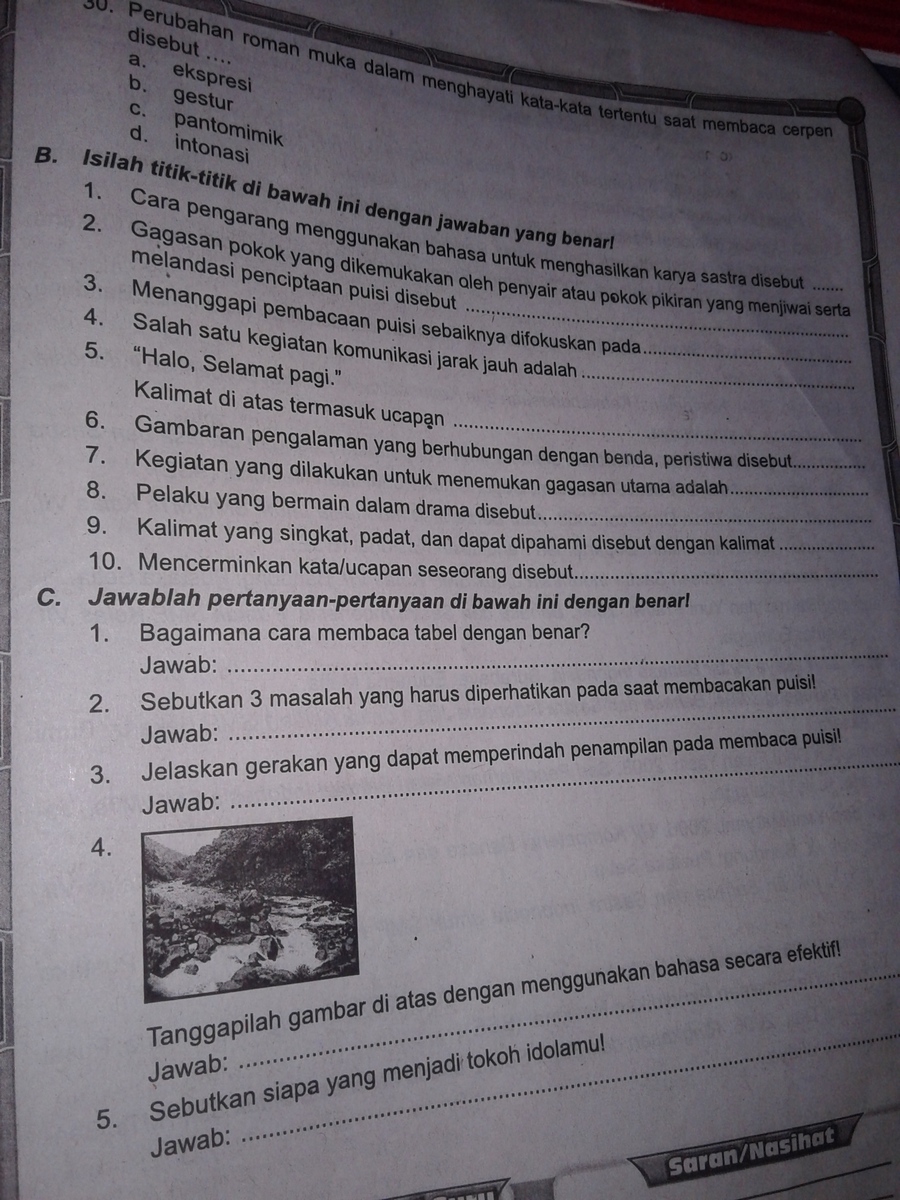 Ekspresi Wajah Ketika Membaca Puisi Disebut KT Puisi