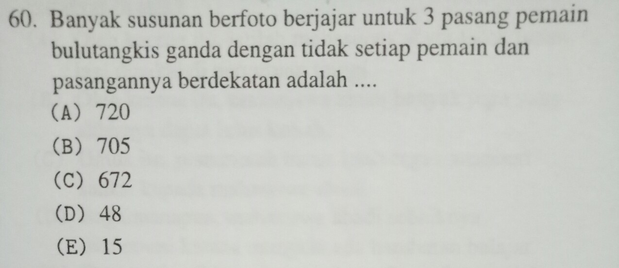 banyak susuna berfoto untuk 3 pasang pemain bulutangkis ganda dengan