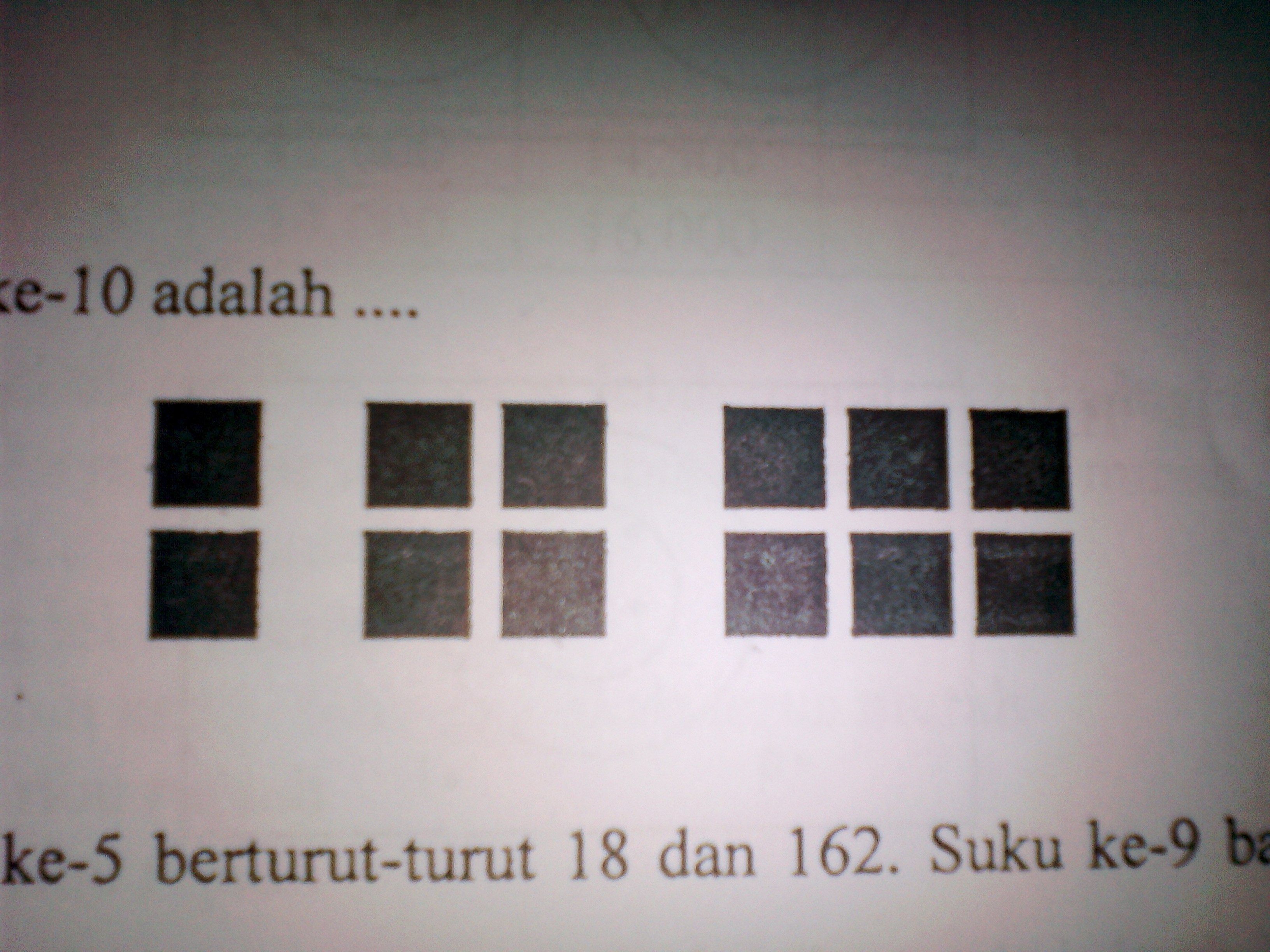 perhatikan gambar!Banyak persegi satuan pada pola yang ke10 adalah