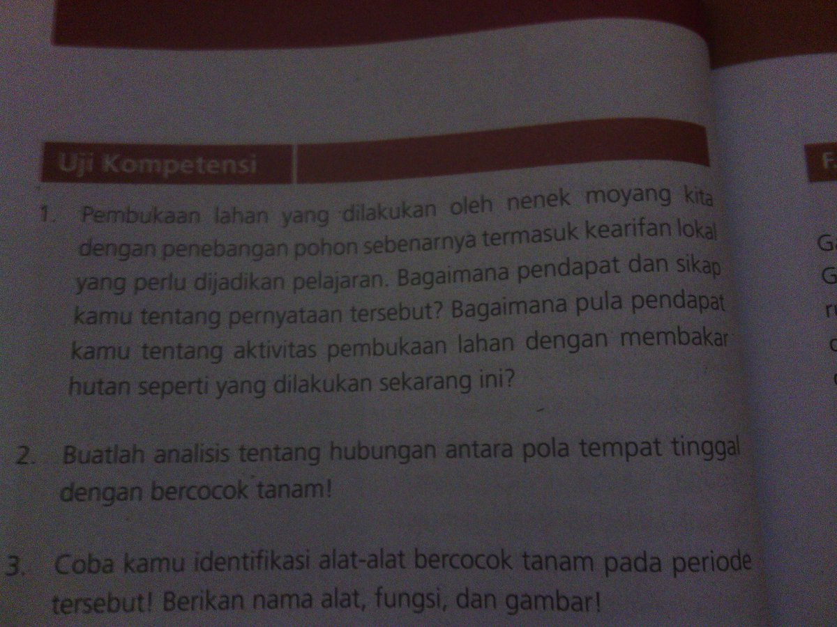 Buatlah Analisis Tentang Hubungan Pola Tempat Tinggal