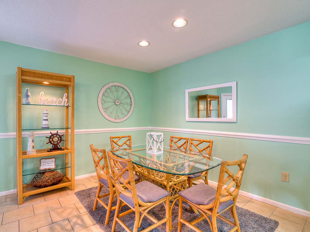 “Sea La Vie” Sandpiper Condominium Unit 3B 1069 W Beach Blvd