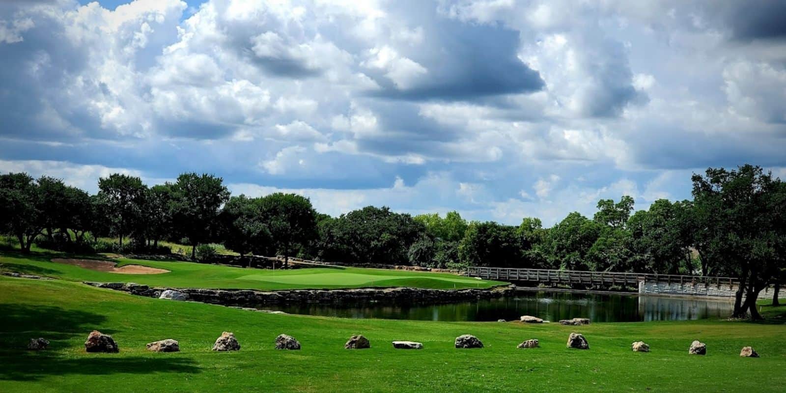 10 Best Golf Courses To Tee Off At In & Around Austin, TX