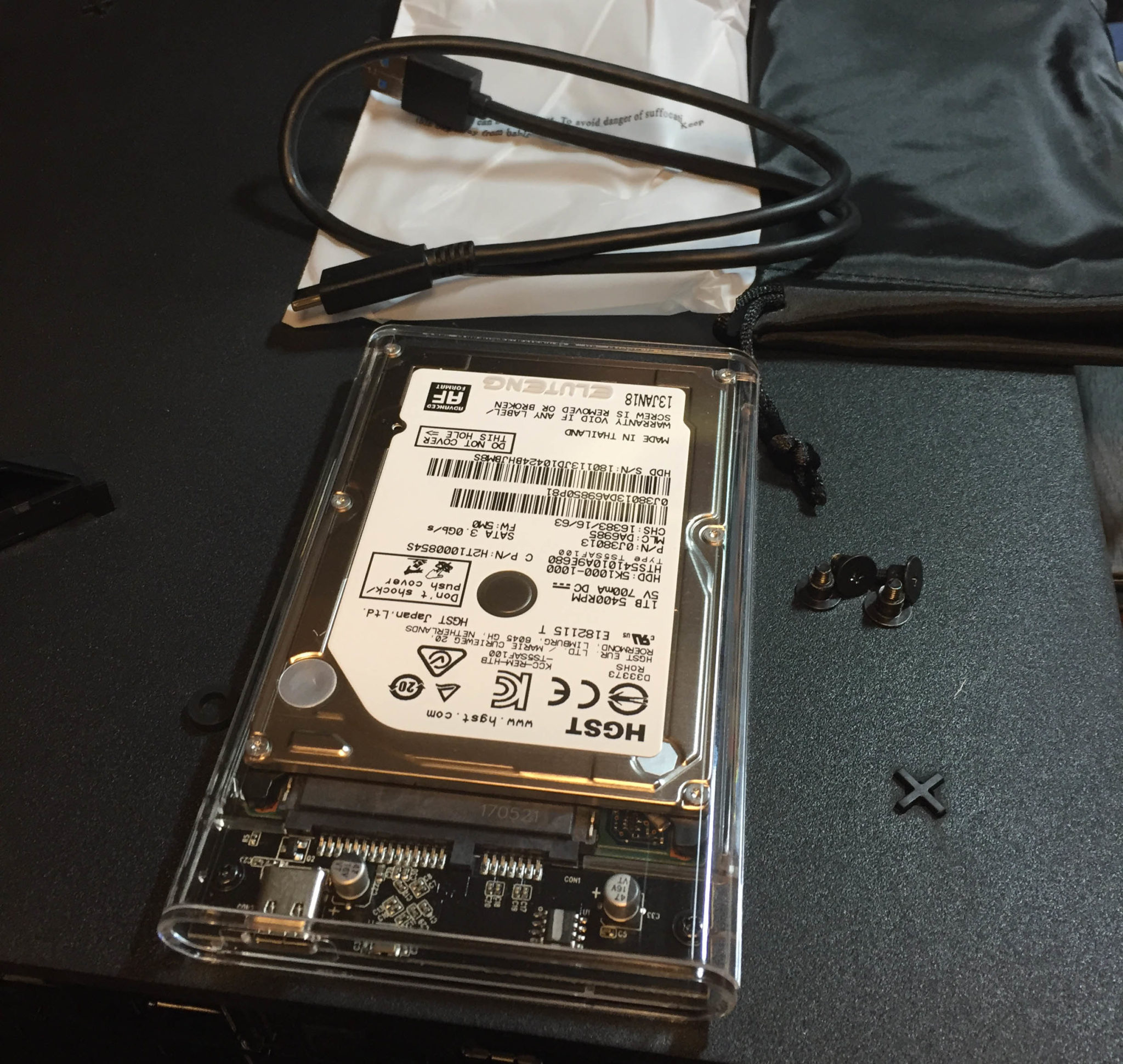 【簡単】Ps4Pro (PS4) の内蔵HDDをSSDに換装する方法【ssd交換 やり方