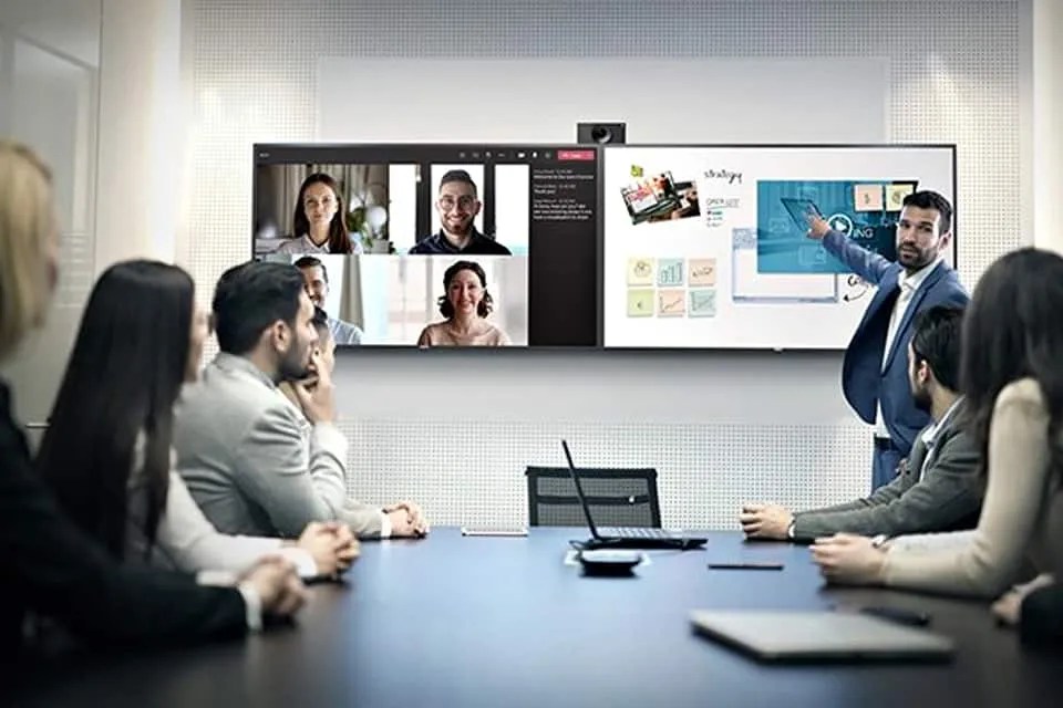 Create an interactive meeting room with Nec Dual Collaboration IDEAPM