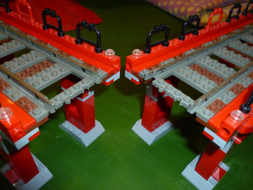 LEGO IDEAS Modular train bridge