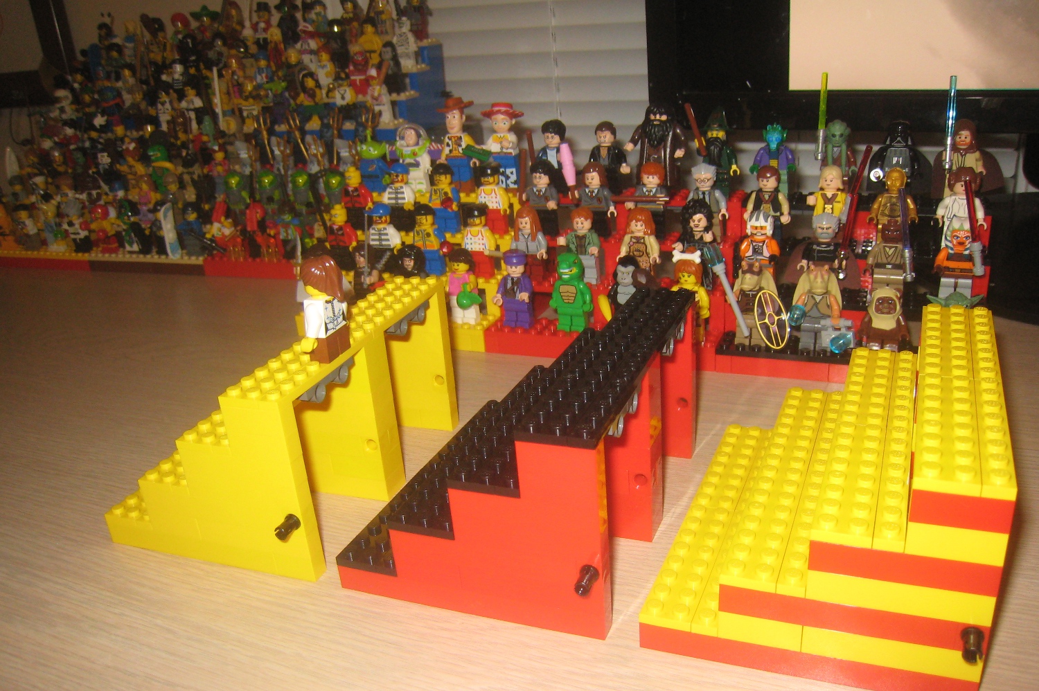 LEGO IDEAS Minifigure Bleacher