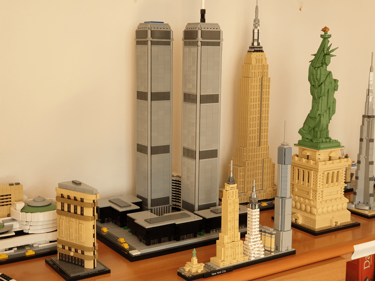 LEGO IDEAS World Trade Center (1973 2001)
