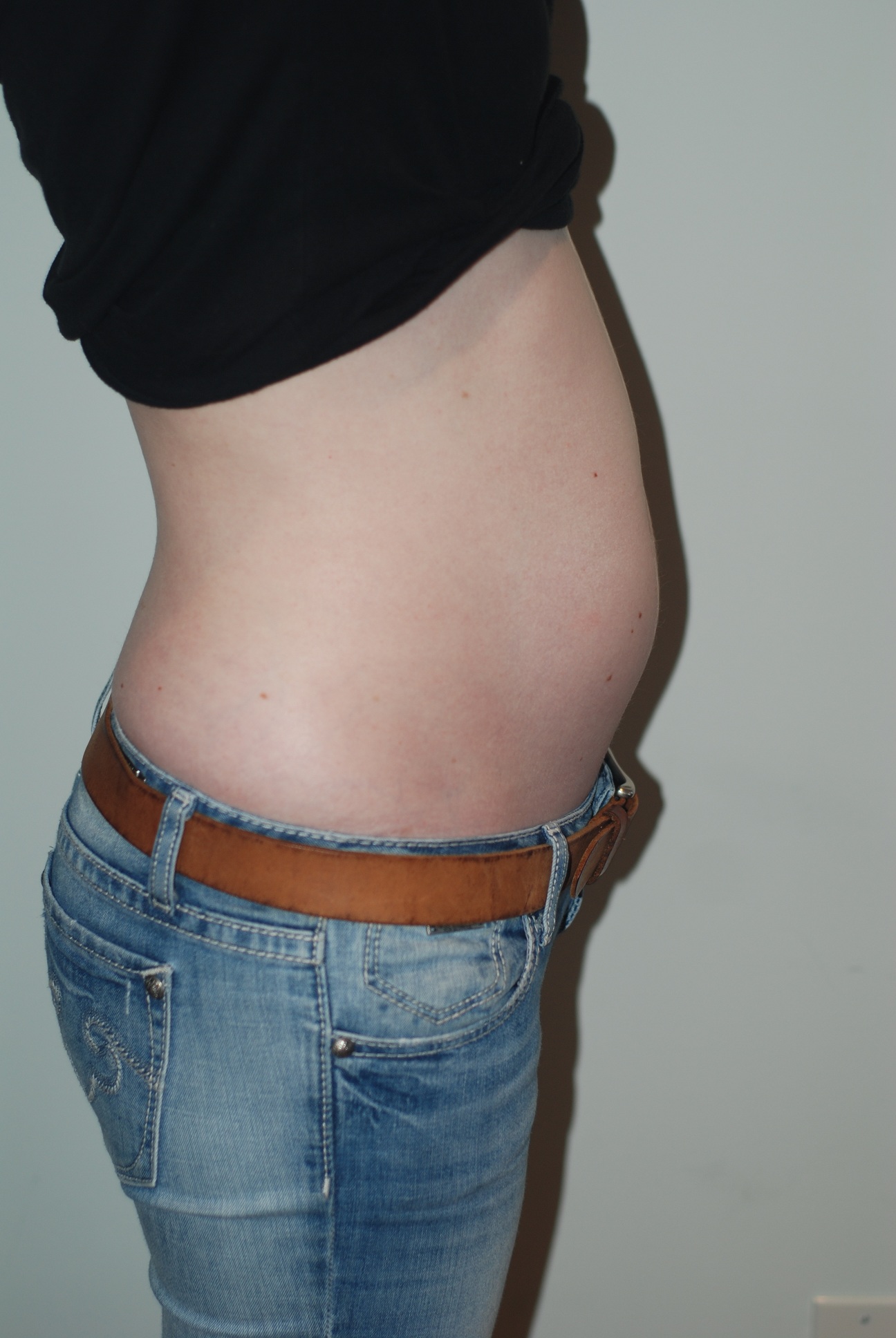 First Trimester Belly DeLuca Doubles