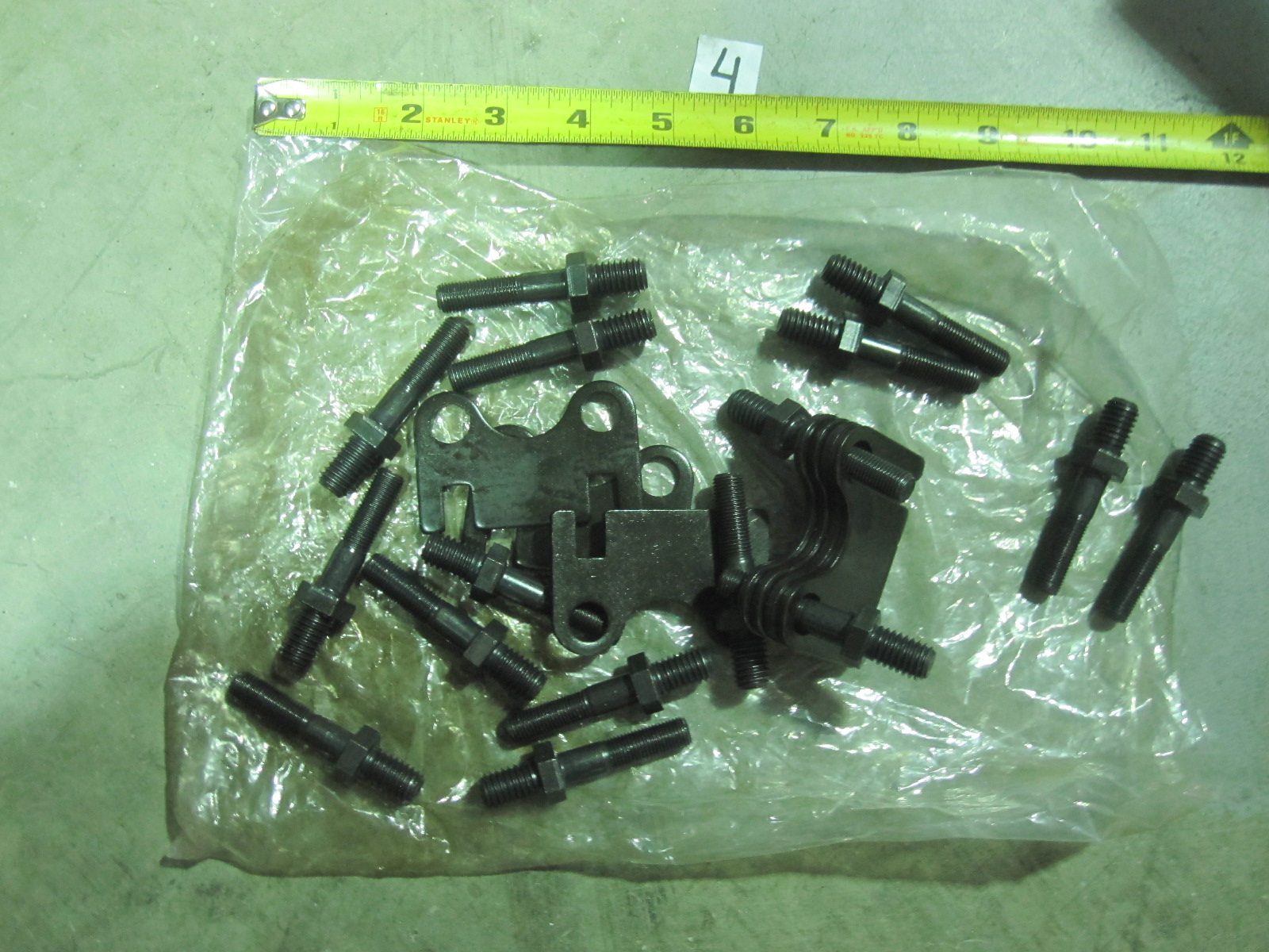 ElginFlatGuidePlatesamp38034RockerArmStudssbChevy400383