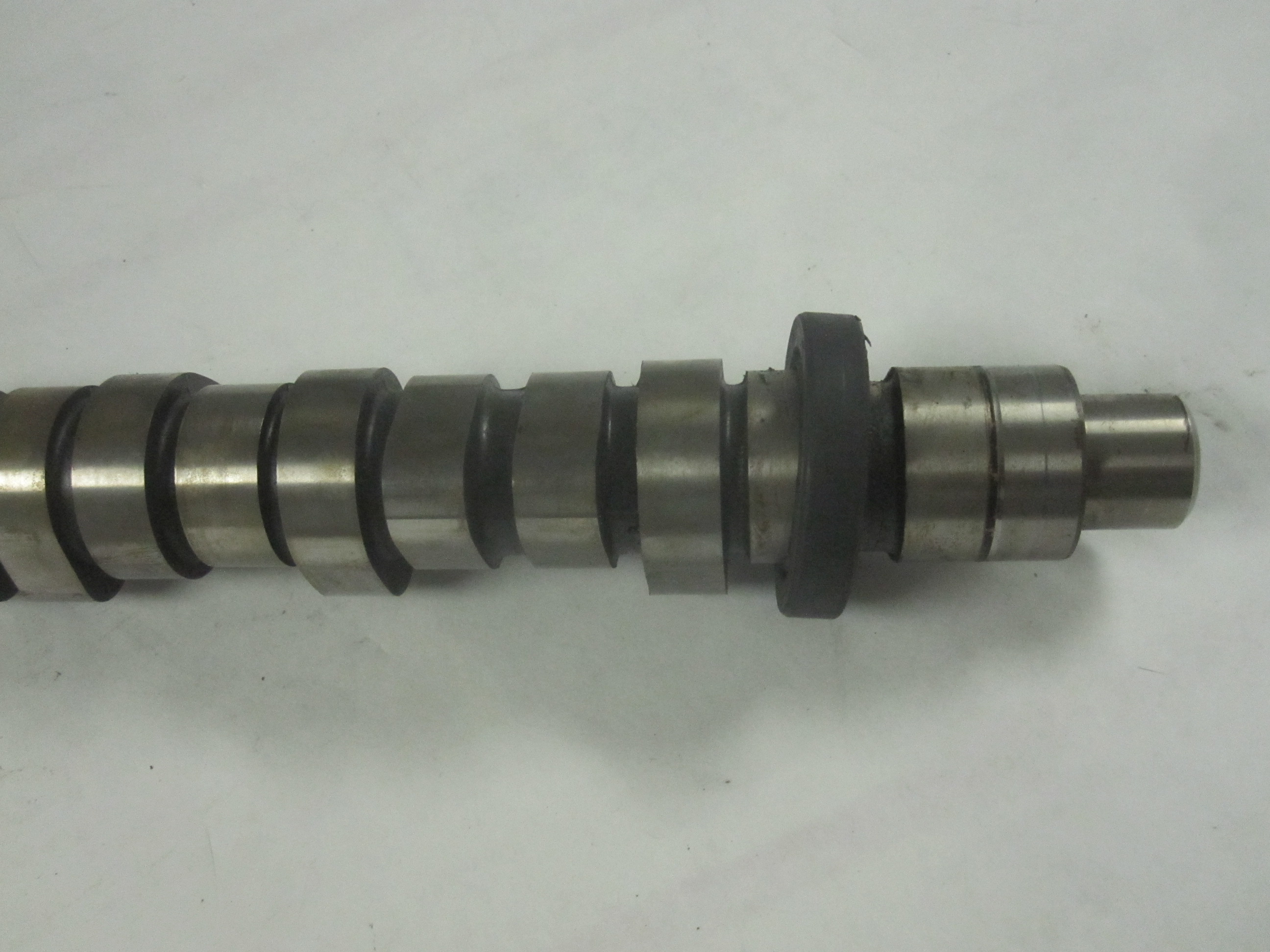 This is a camshaft out of a Honda d15 engine. 3024 Car Parts and