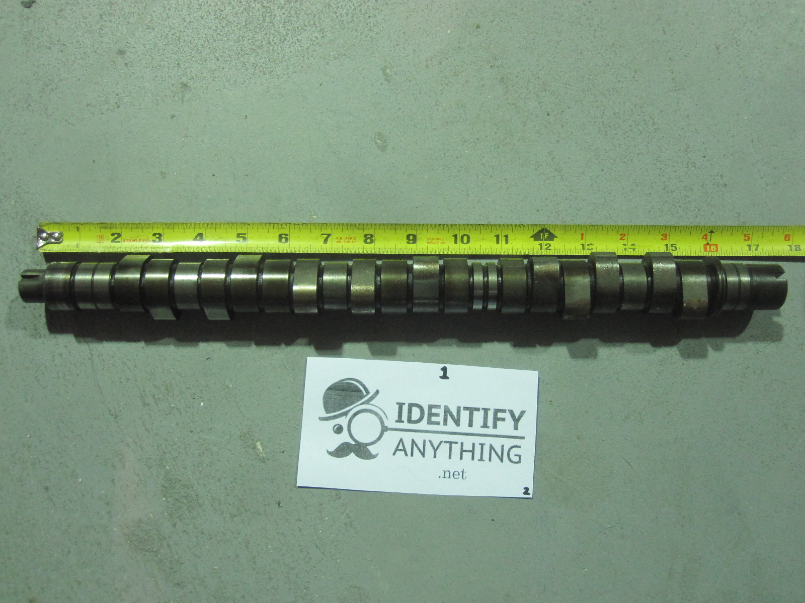 This camshaft is out of a Honda D15 nonVTEC engine. 3046 Car Parts