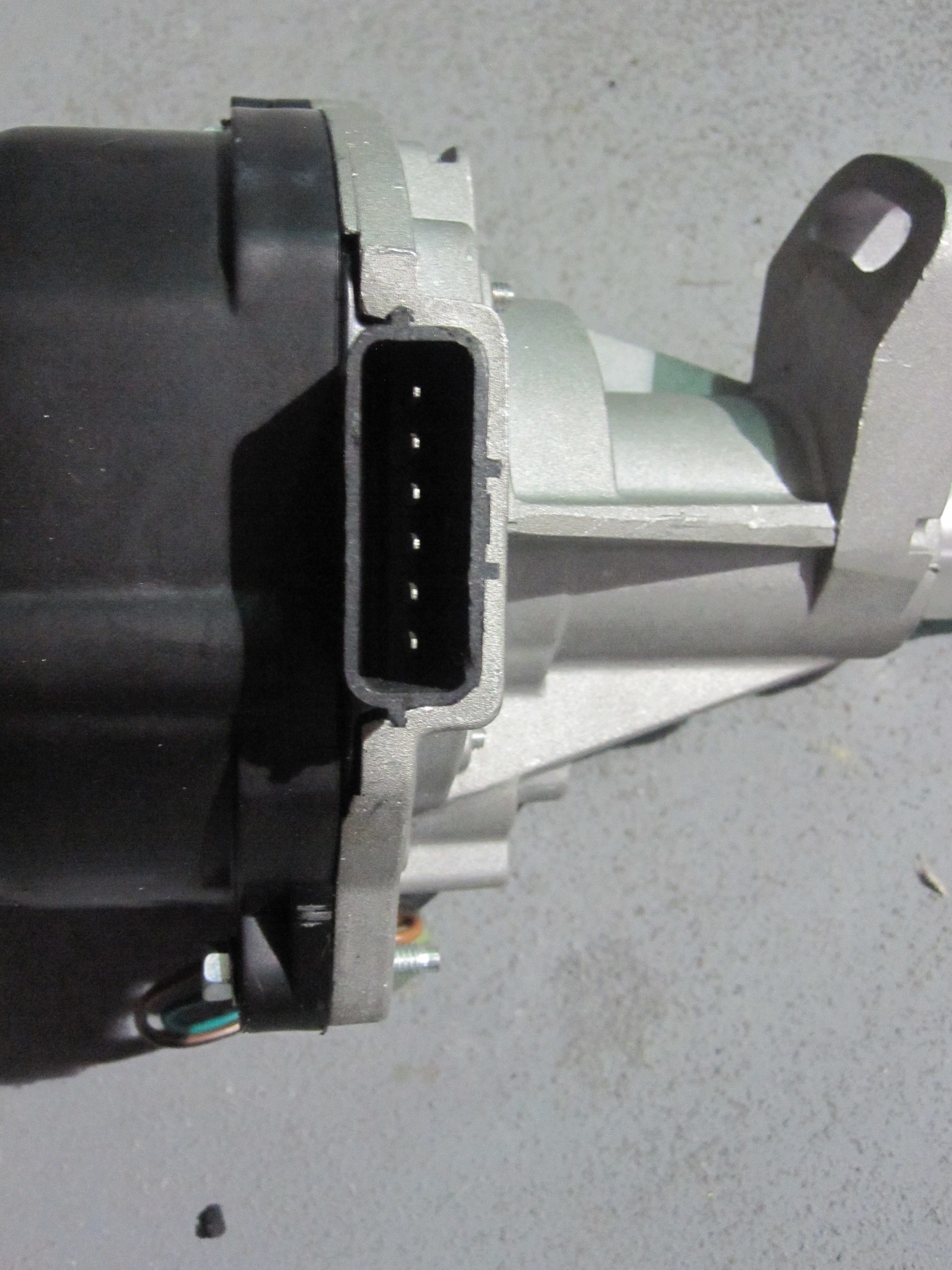 Electronic ignition distributor for a 2000 Nissan Quest with a 3.3