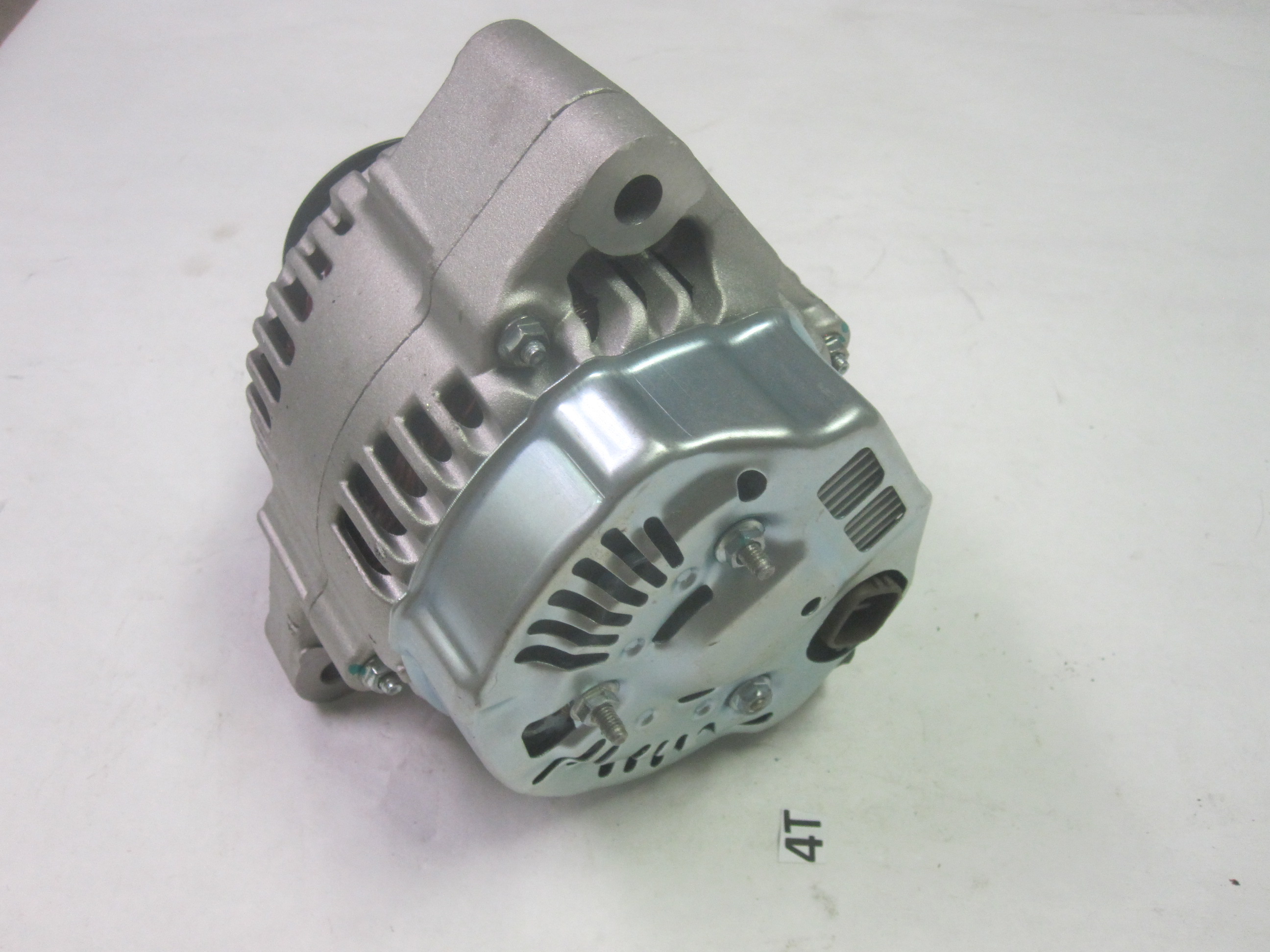 That is a Denso 2100192 alternator (or equivalent). It fits Honda