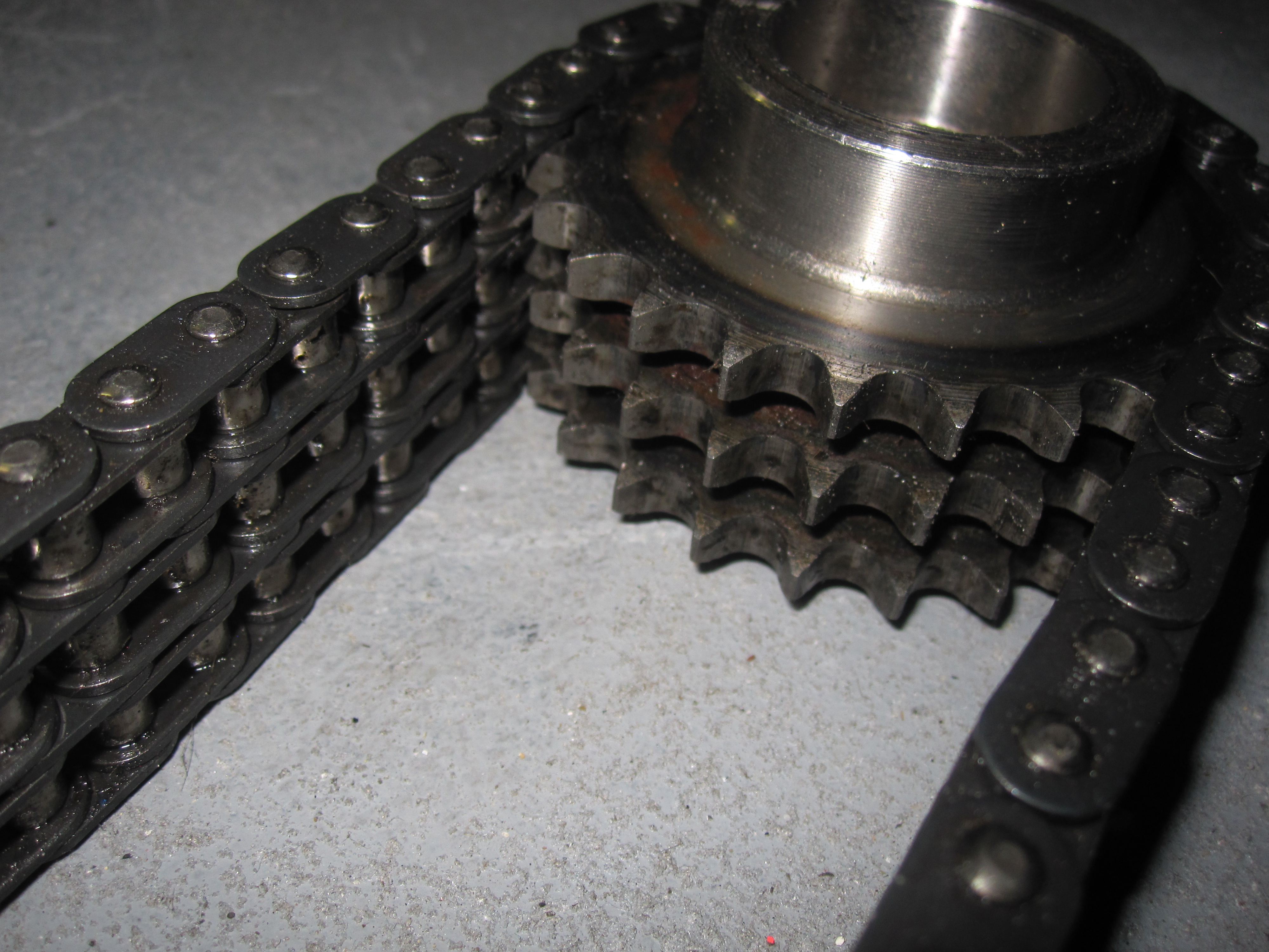 Harley Davidson primary chain with motor sproket. 353 Car Parts and
