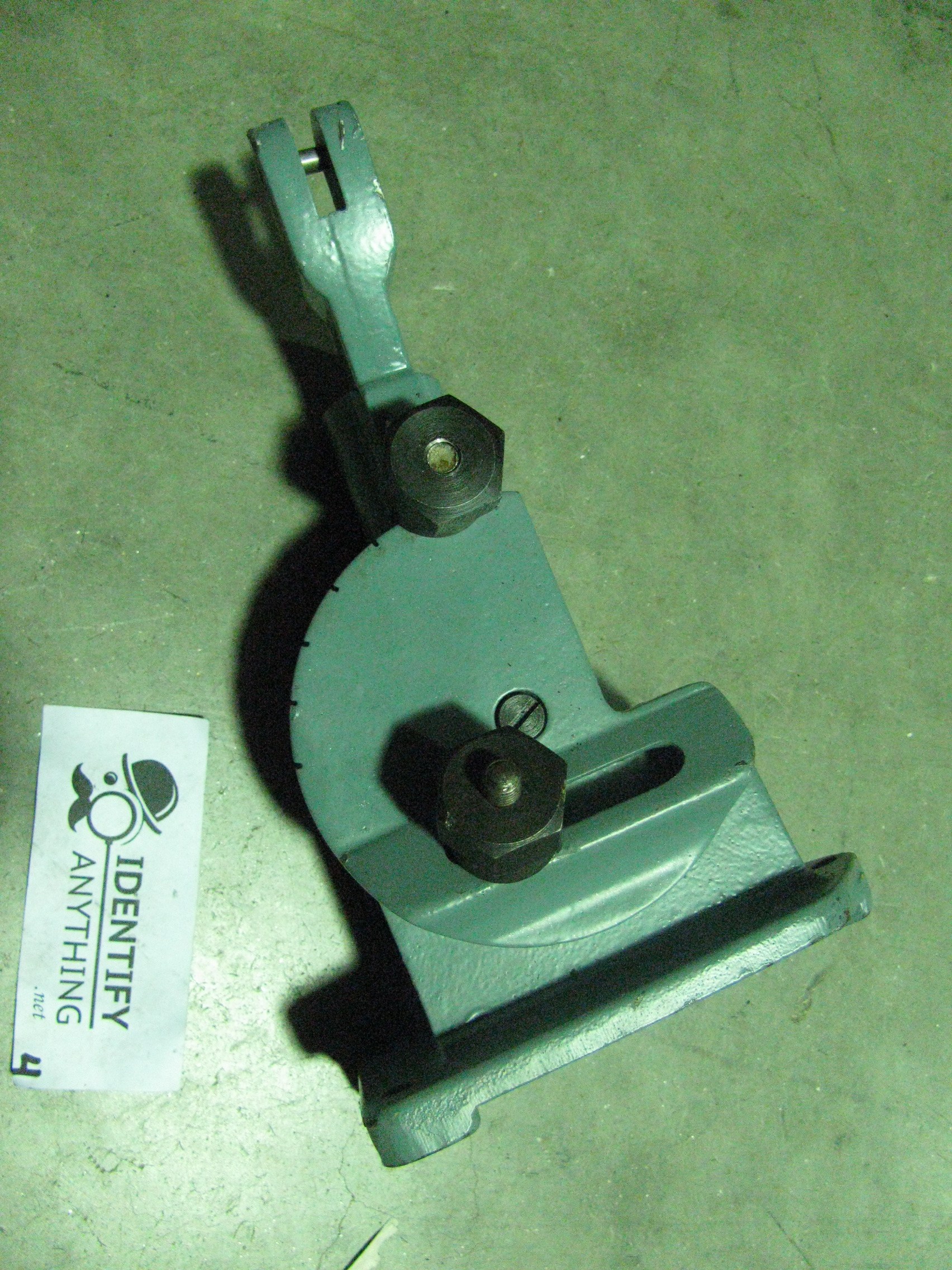 This is an valve grinding stone dressing tool. It's used to