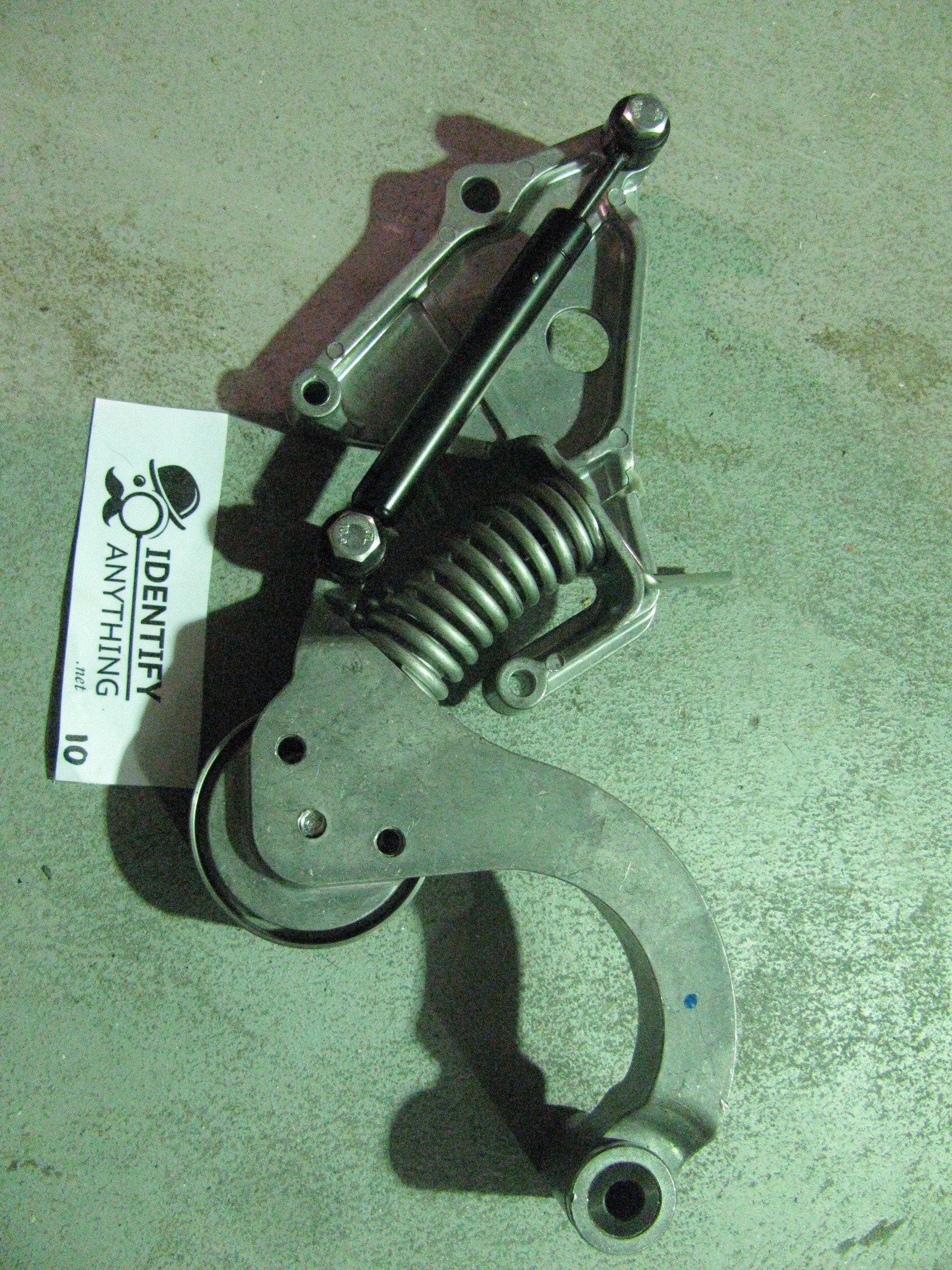 Serpentine belt tensioner for Mini Cooper 200207. Equivalent to