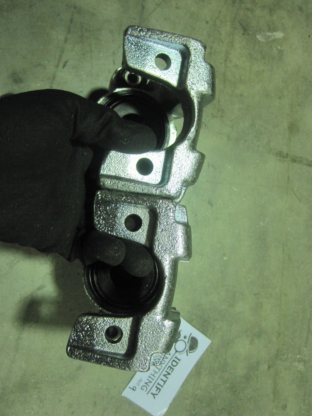 These are rear brake calipers for a Jeep Liberty. Fits 2003 thru 2007