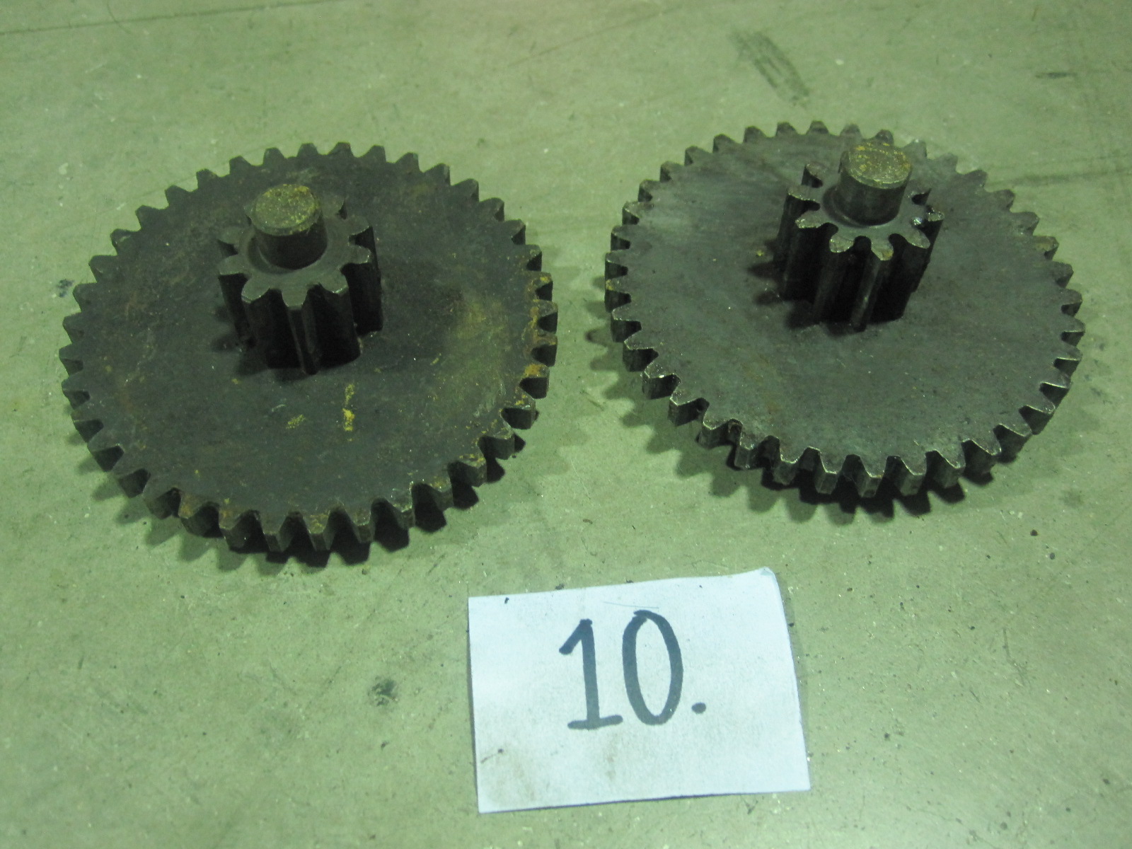 Sprockets 2109 Car Parts and Accessories Can you identify?