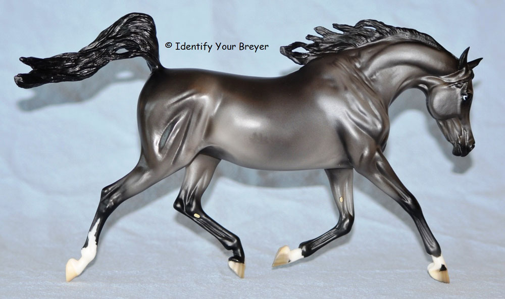 Large online shopping mall Shop Now 1752 Weather Girl Arabian