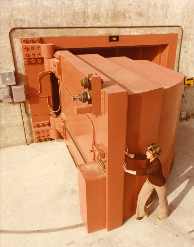 Is this still the World's Heaviest Door? I Dig Hardware Answers to