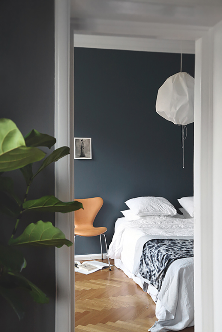 Perfectly Dreamy Moody Blue Bedrooms Idle Hands Awake