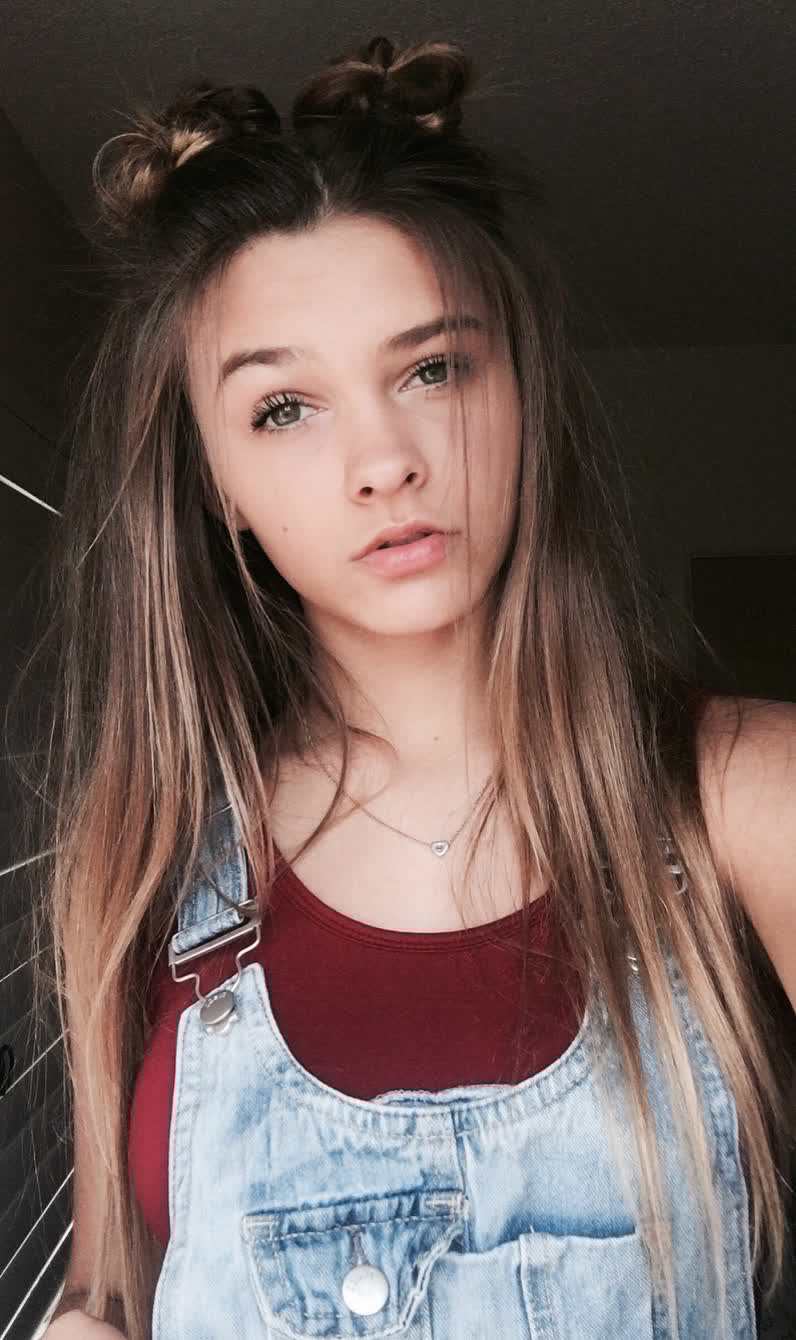 Emma Marie Height, Age, Bio, Weight, Body Measurements, Net Worth