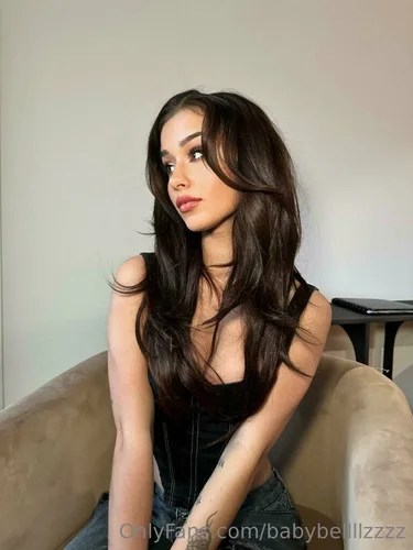 Isabella (Bella) Urbzz Poster #1940515 Online | Best Prices