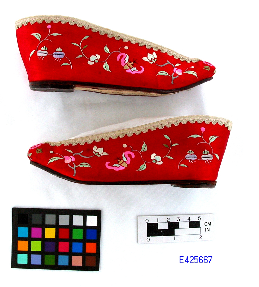 Shoes For Bound Feet "Caixie" Smithsonian Institution