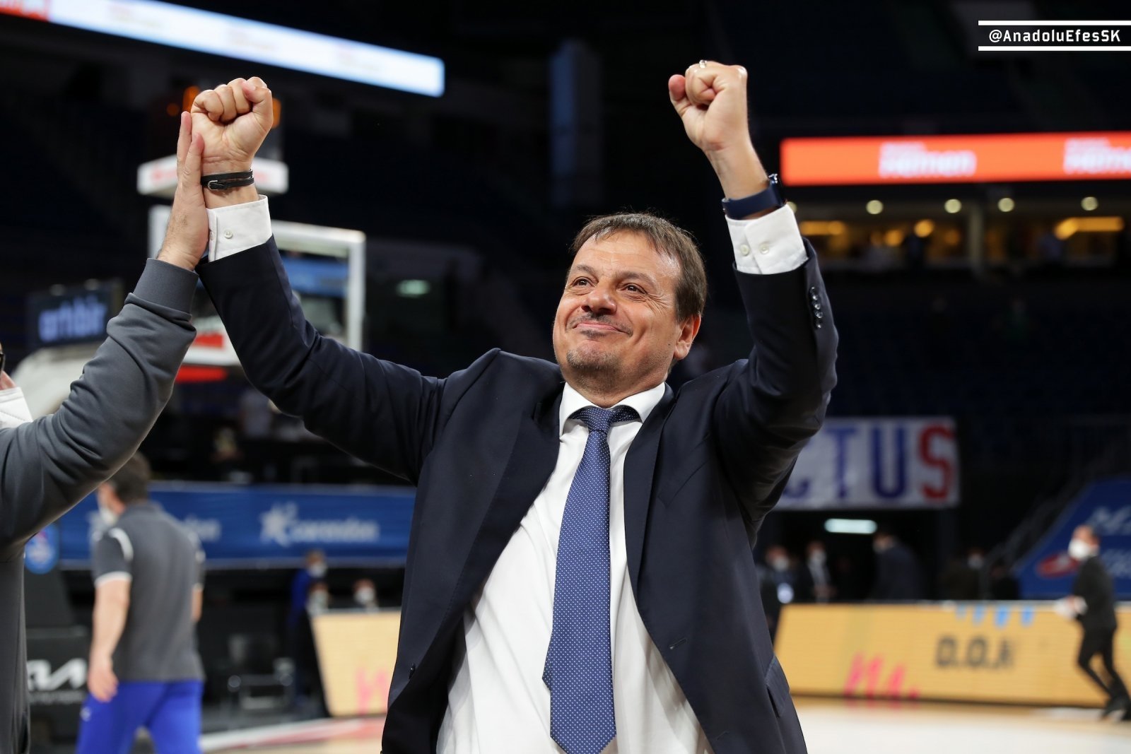 EuroLeague crowns Efes manager Ataman 2021 Coach of the Year Daily Sabah