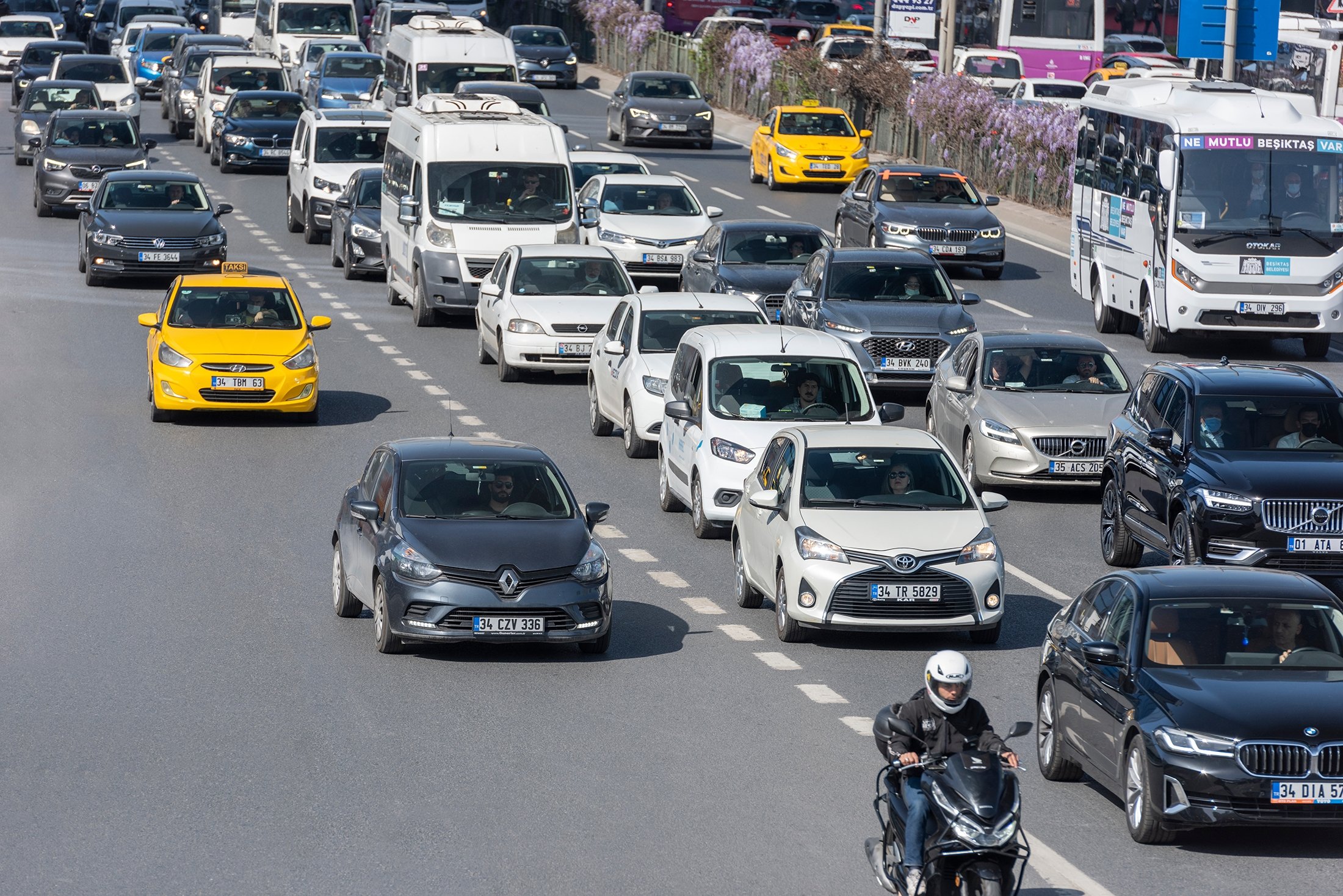 Cars sales to surge as Turkey hikes tax thresholds for some vehicles
