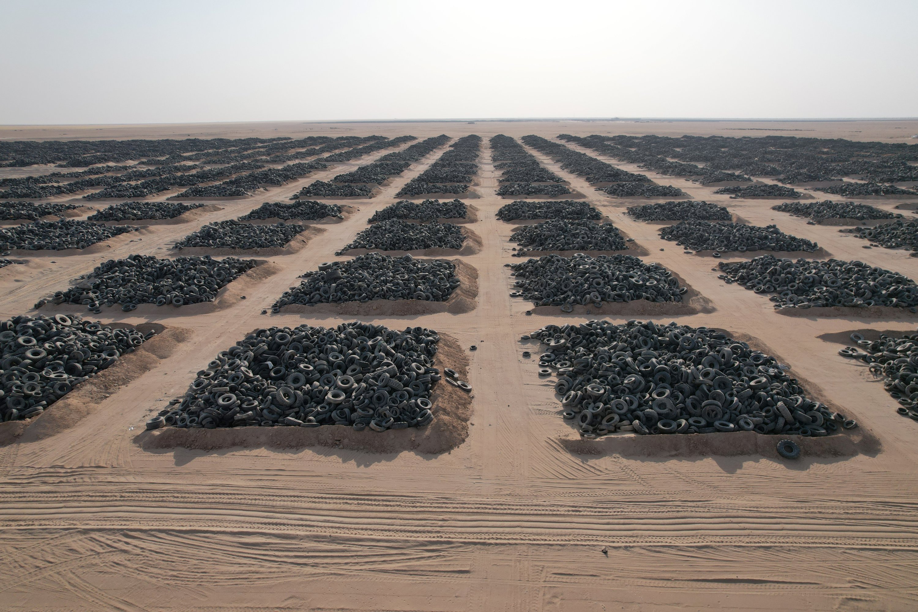Environmental disaster World’s biggest tire graveyard in Kuwait