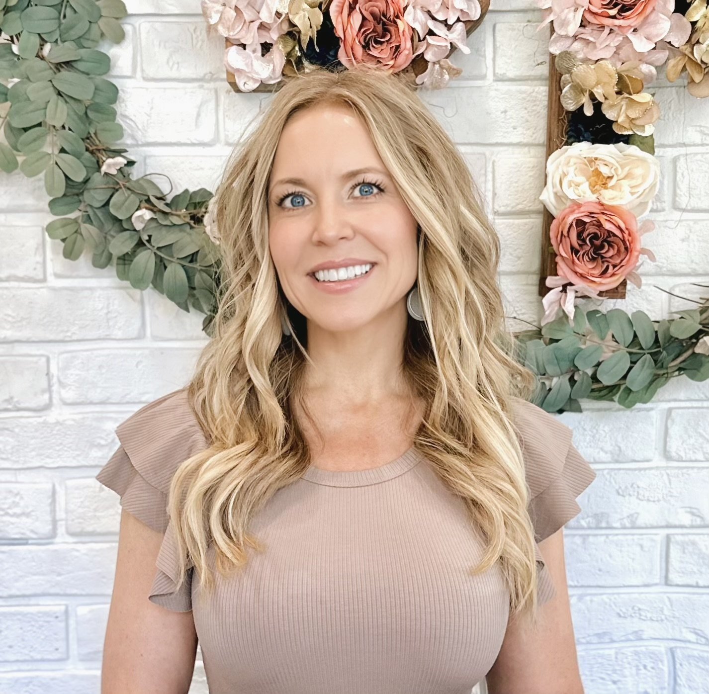 Erika Najarian Husband Edward Everything You Need to Know iEnglish(03)