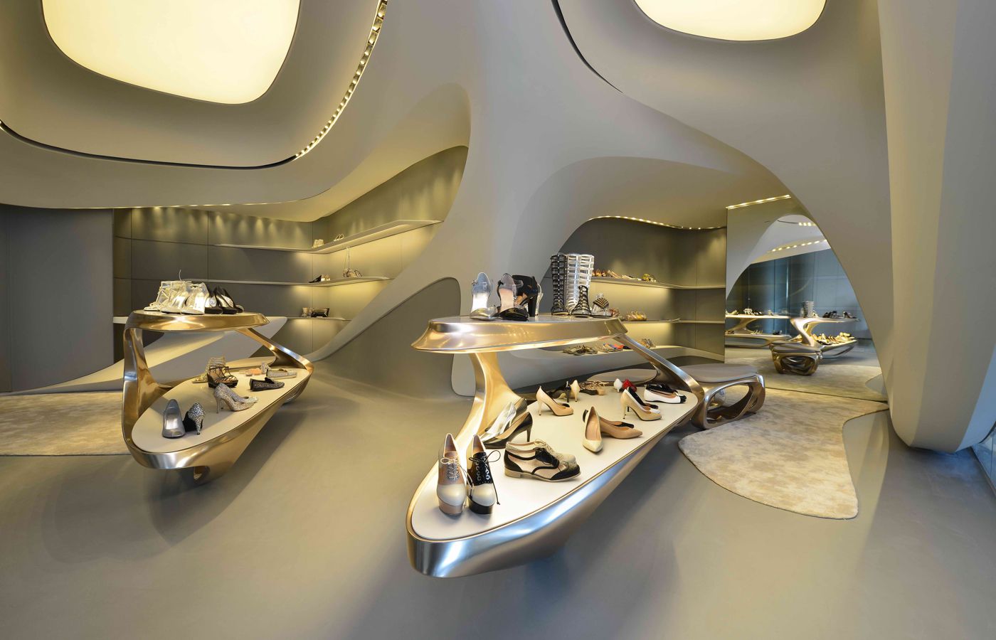 stuart_weitzman_key_02 International Finance Centre, Hong Kong