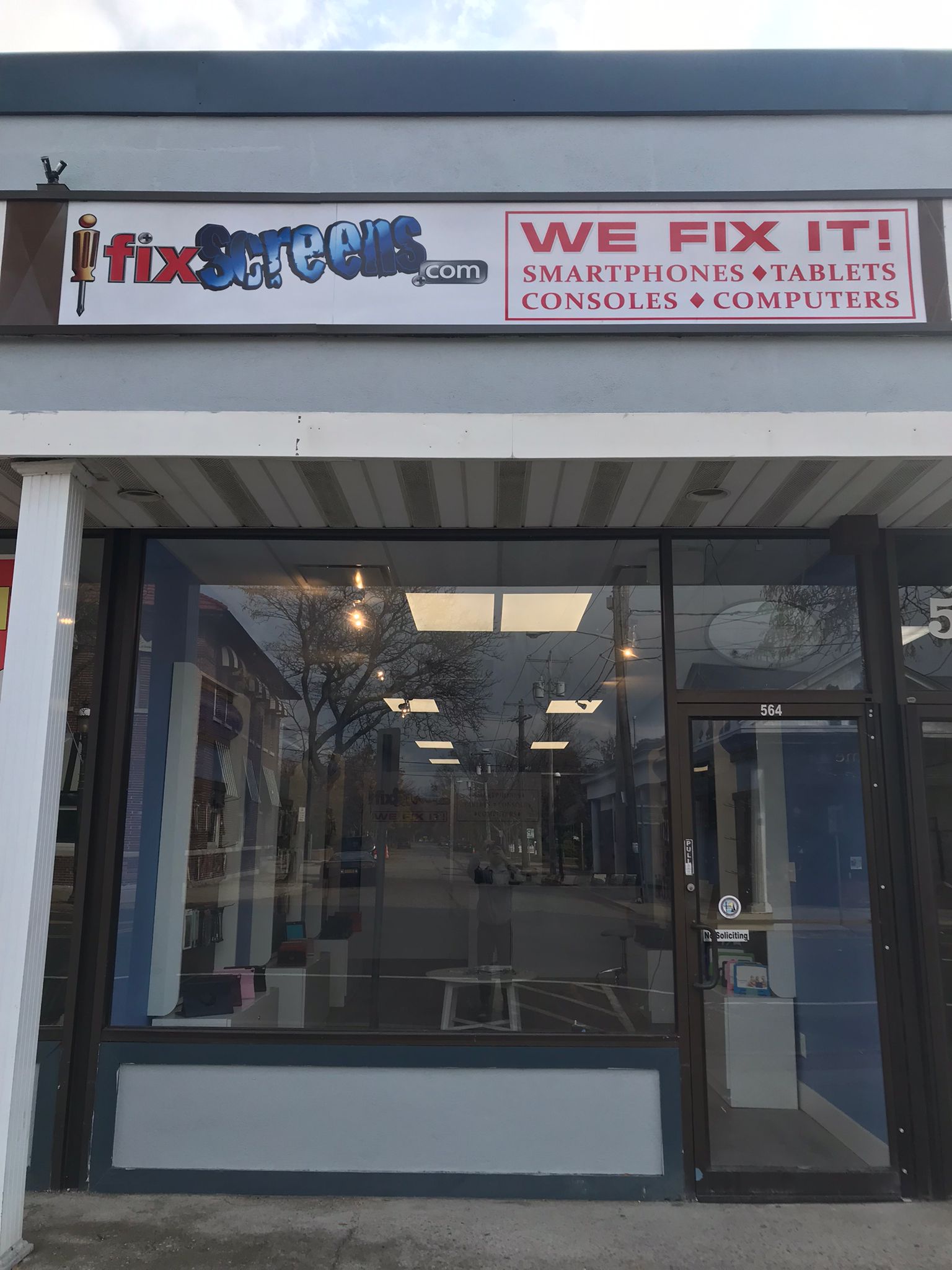 iPhone, iPad and Cell Phone Repair In Islip, NY iFixScreens