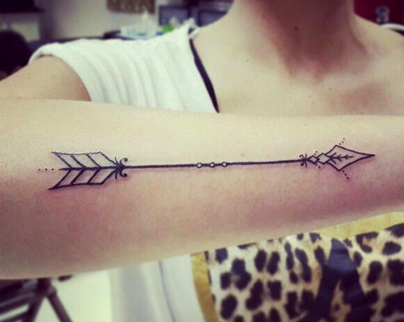8+ Tatuagem Flecha Feminina Ideias