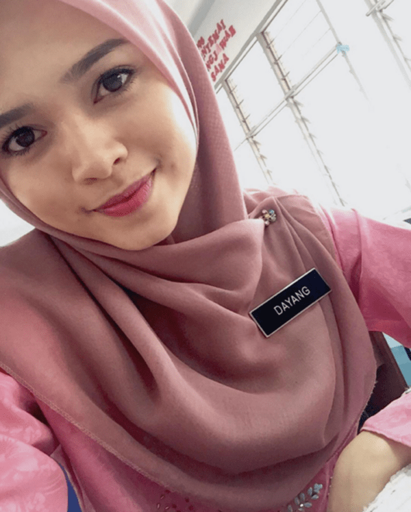 Gambar Cikgu Cun Melecun Jadi Viral Malaysia Hari Ini