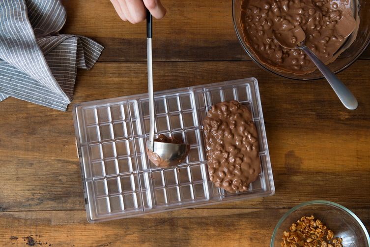 Healthy Recipe Ideas Homemade Krackel Chocolate Bars for Halloween