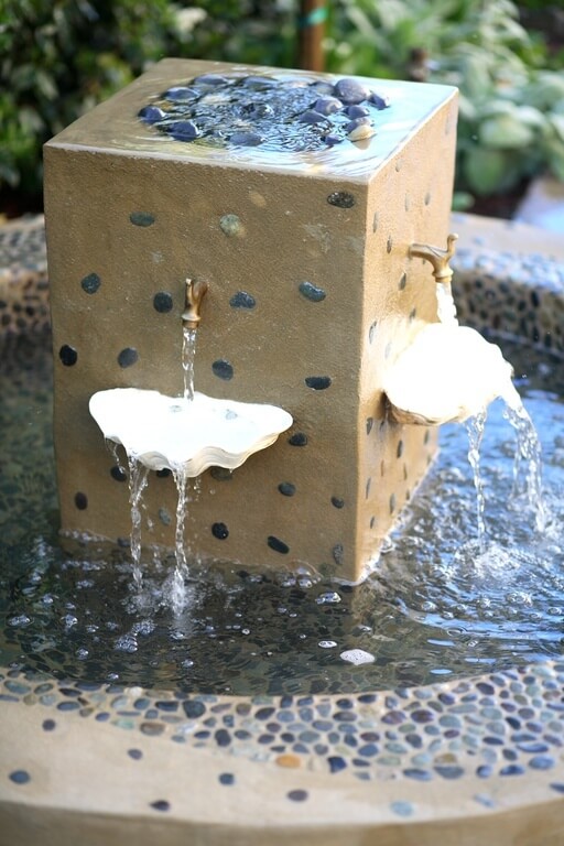 46 Splashy Bird Baths Décoration de la maison