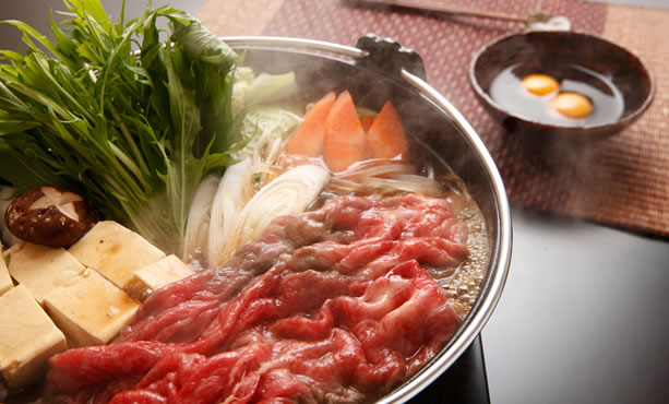 Siapa suka sukiyaki? Yuk, kita lihat cara membuat Sukiyaki khas Jepang
