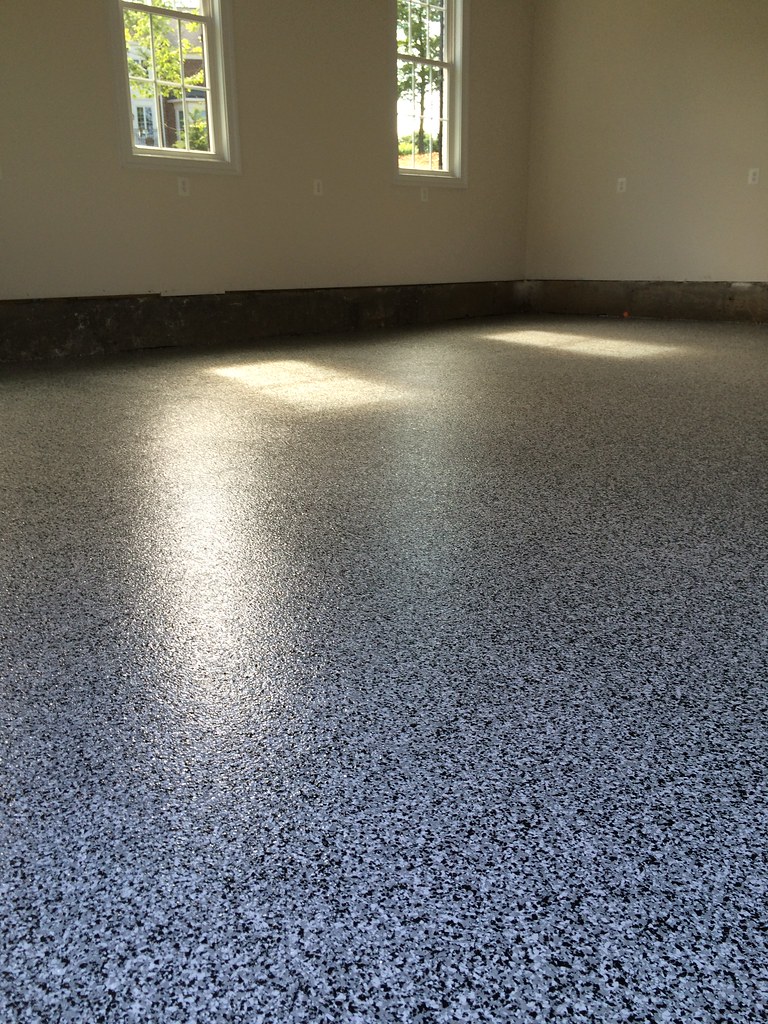 Vinyl chip epoxy garage floor in Charlottesville, VA Decorative