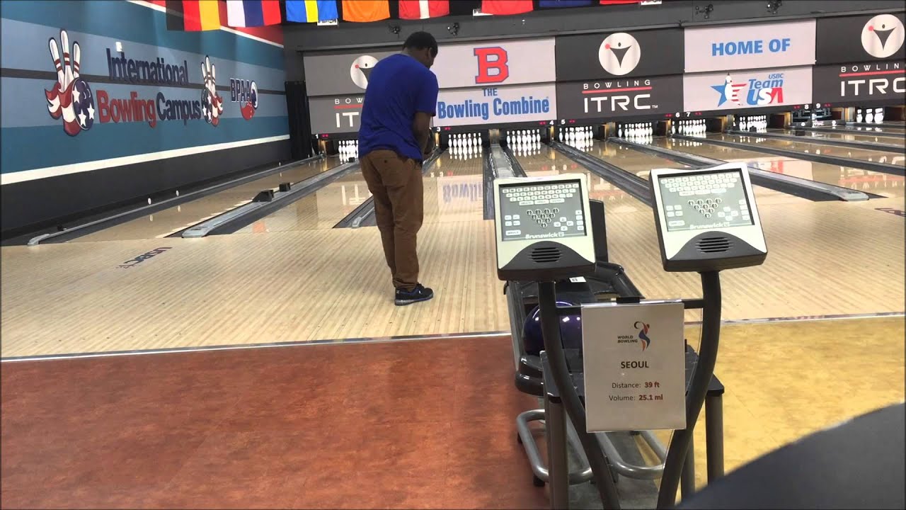 Two handed bowling training Bowling Box