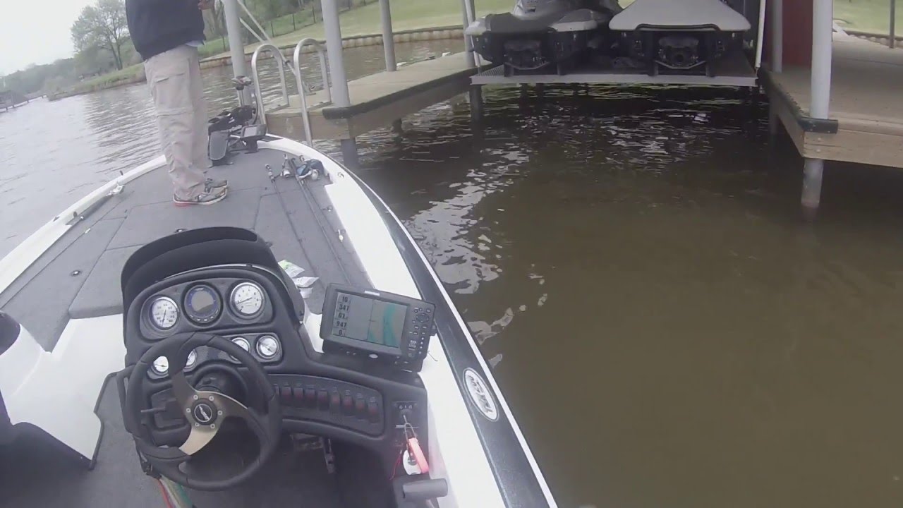 Shooting Docks for Crappie with Sniper Rods on Cedar Creek Lake
