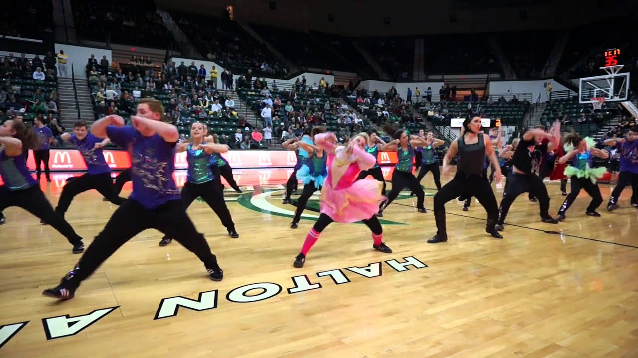 2015 01 17 UNCC Men s Basketball Halftime Basketball Media