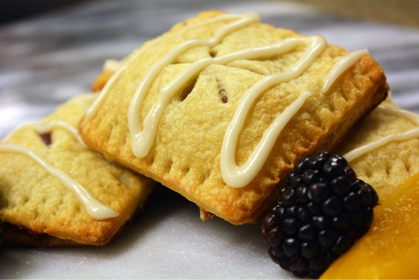 [Homemade] Toaster Strudel Pastry Blackberry, peach, carrot jam with a
