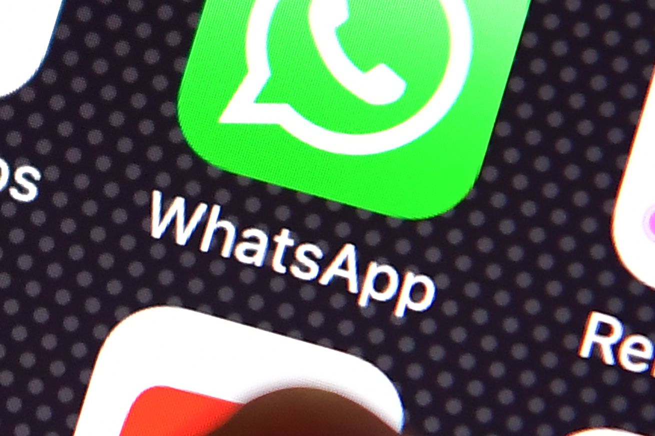 Siri can now read your WhatsApp messages out loud on iOS Larry Rivera