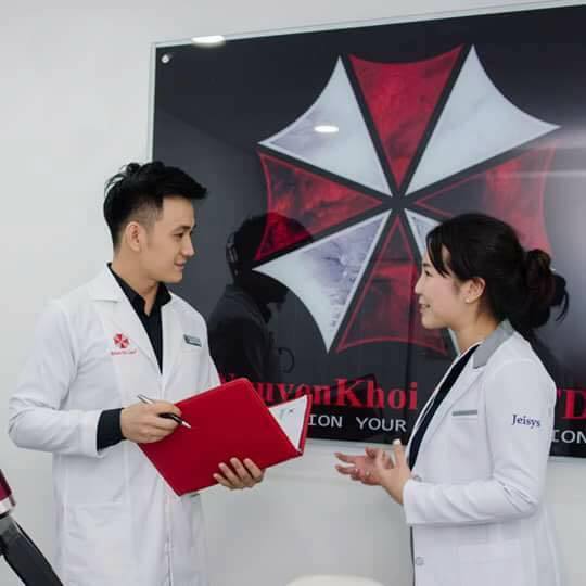 A Vietnamese skincare clinic is using Umbrella Corps’ logo, and they’re totally not making the T