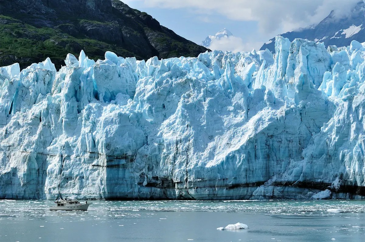 35 Fun Facts About Glaciers Earth's Chilly Chronicles! iFunFact